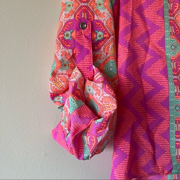 Gianni Bini Asymmetric Colorful Blouse Size XS Roll Tab Sleeves Pink Orange - Picture 4 of 11